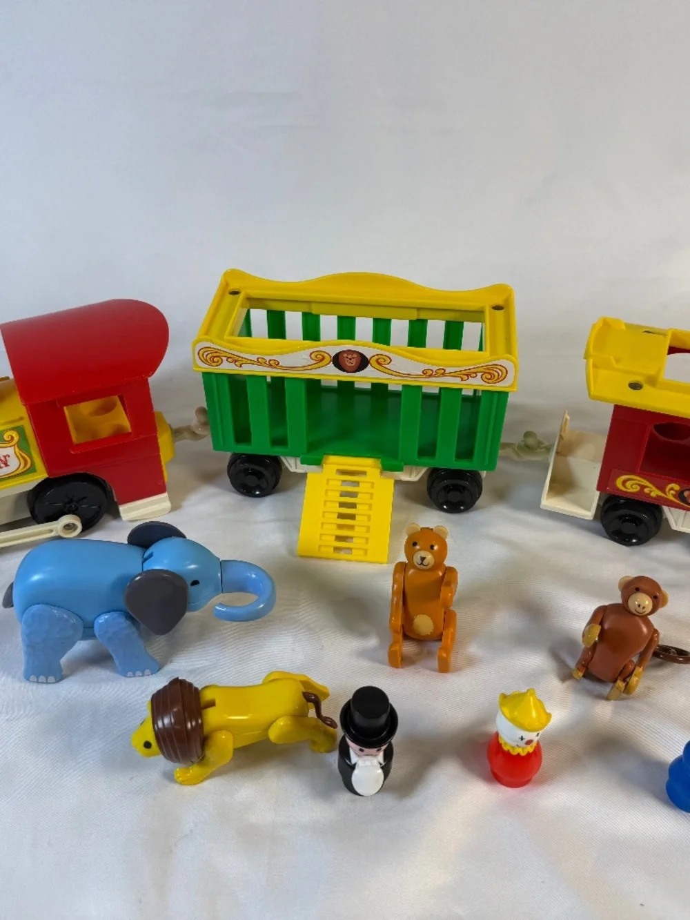 Vintage Fisher Price Little People Circus Train #991 3 Car Set